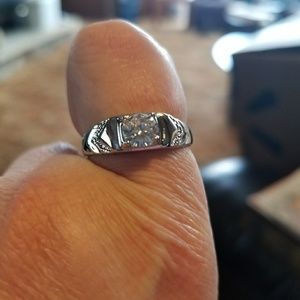 Stunning Mens Ring Size 9